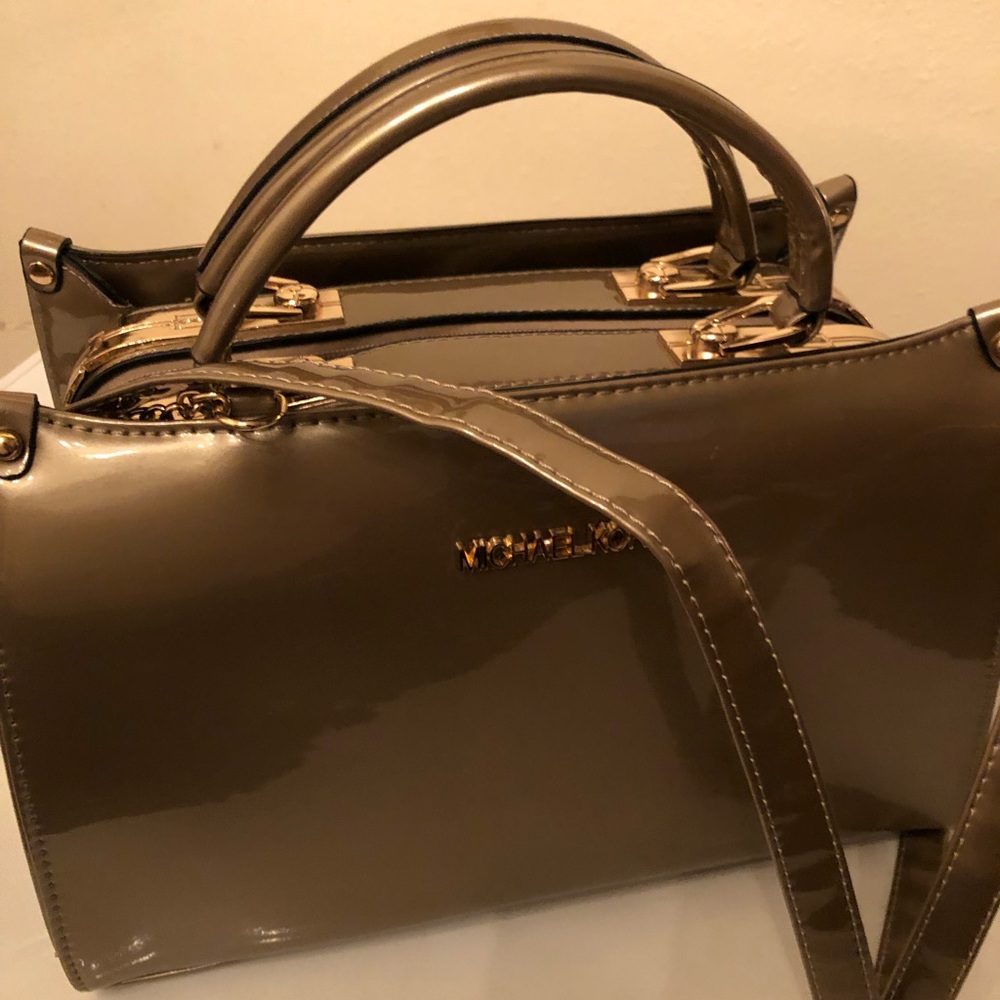 Handbag